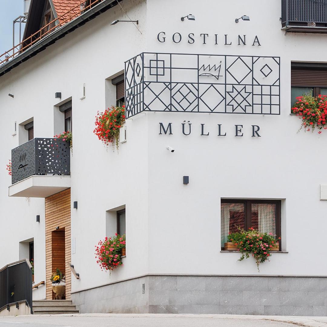 Črnomelj Gostilna Mueller酒店 外观 照片